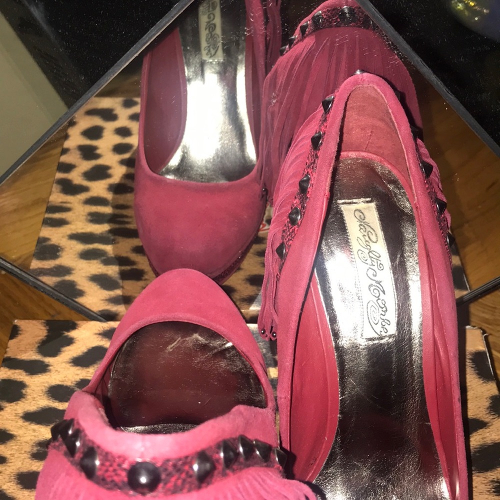 Sexy Red Fringe Suede Pumps! - Picture 7 of 7